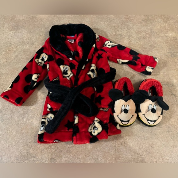 Disney Other - DISNEY- Mickey Mouse Toddler Cozy Bundle